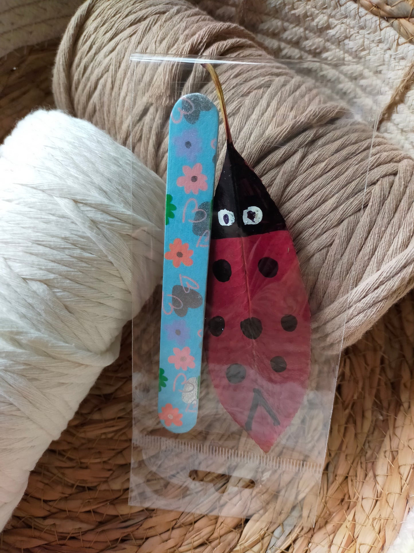 Segnalibro con coccinella portafortuna