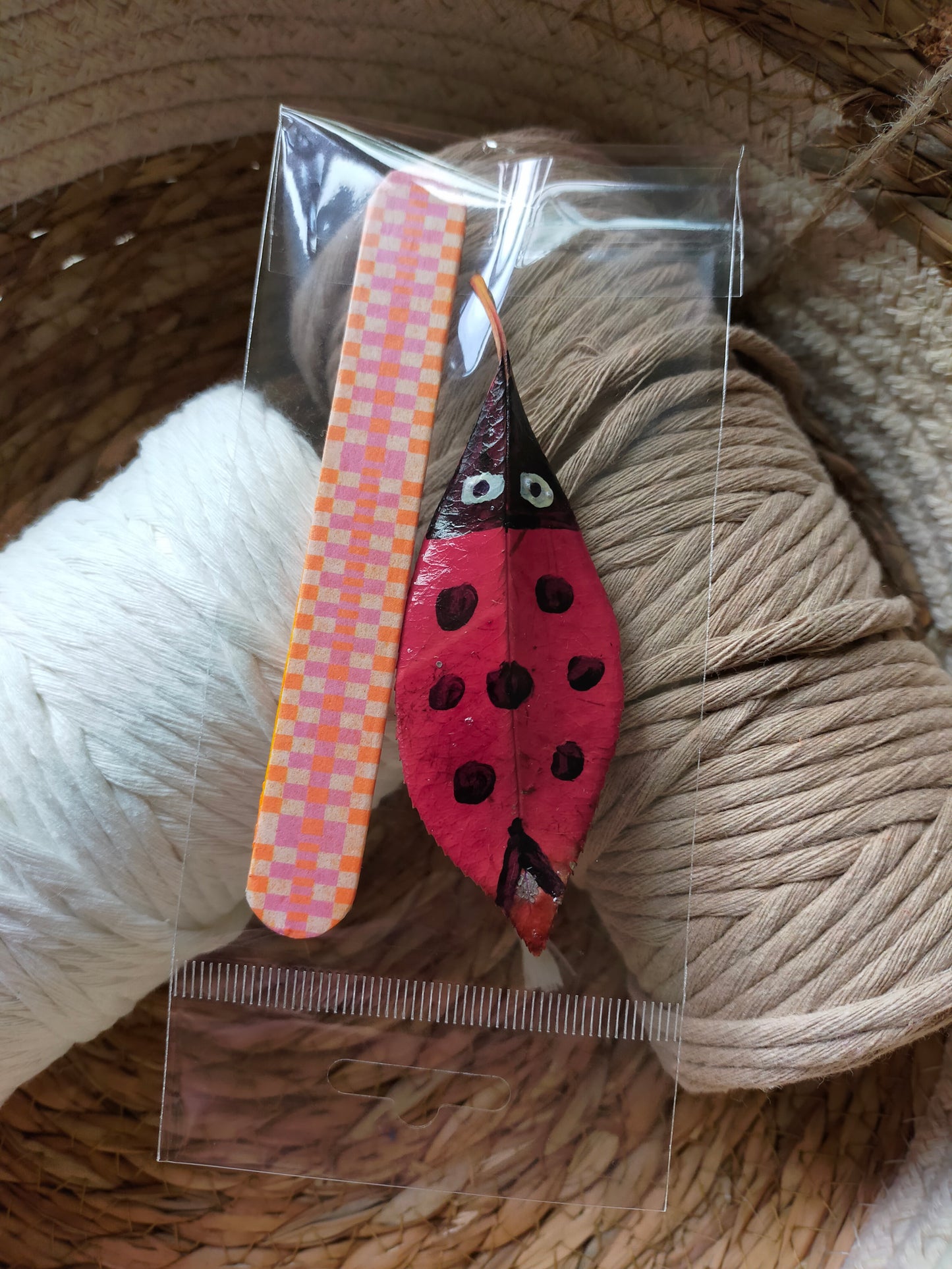 Segnalibro con coccinella portafortuna