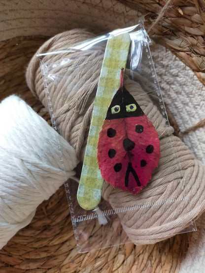 Segnalibro con coccinella portafortuna